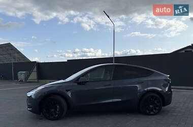Внедорожник / Кроссовер Tesla Model Y 2023 в 