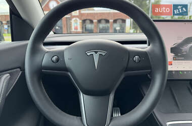 Внедорожник / Кроссовер Tesla Model Y 2022 в 