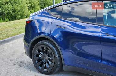 Внедорожник / Кроссовер Tesla Model Y 2022 в 
