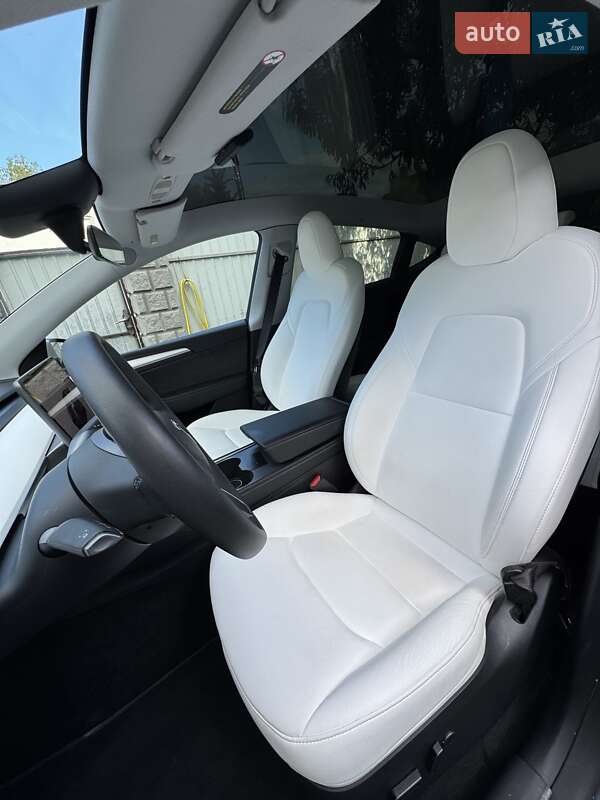 Внедорожник / Кроссовер Tesla Model Y 2023 в Киеве фото 27 Внедорожник / Кроссовер Tesla Model Y 2023 в Киеве