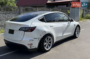 Внедорожник / Кроссовер Tesla Model Y 2024 в 