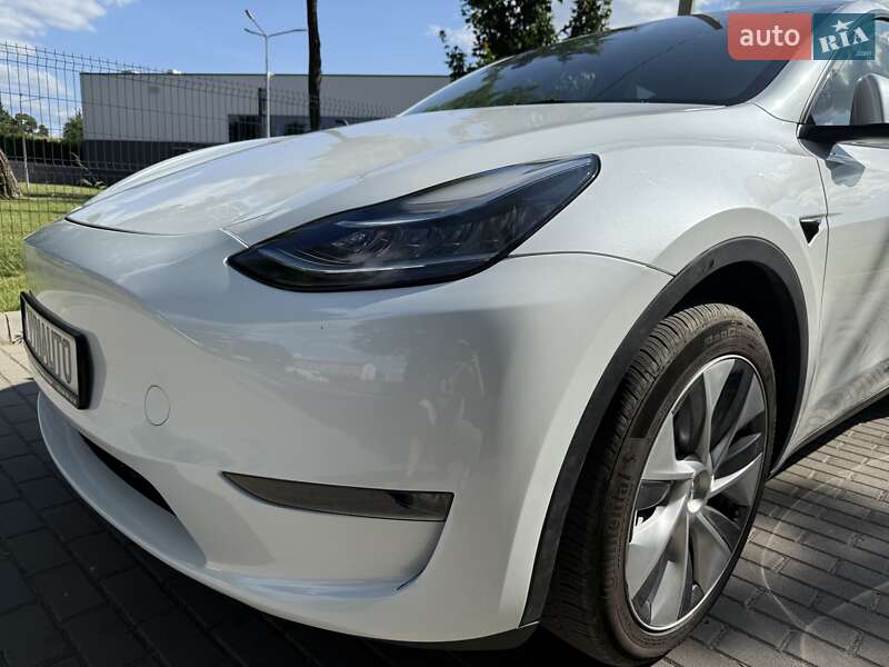 Позашляховик / Кросовер Tesla Model Y 2023 в Львові