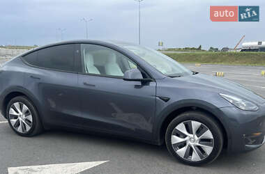 Внедорожник / Кроссовер Tesla Model Y 2023 в 