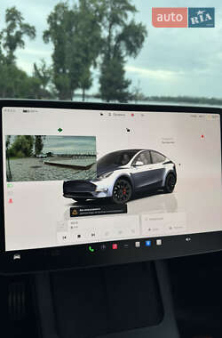 Внедорожник / Кроссовер Tesla Model Y 2024 в 