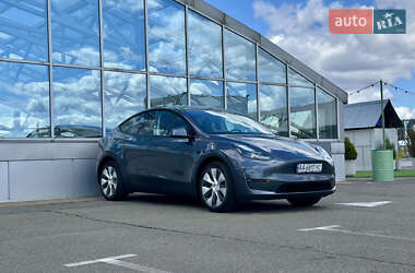 Внедорожник / Кроссовер Tesla Model Y 2023 в 