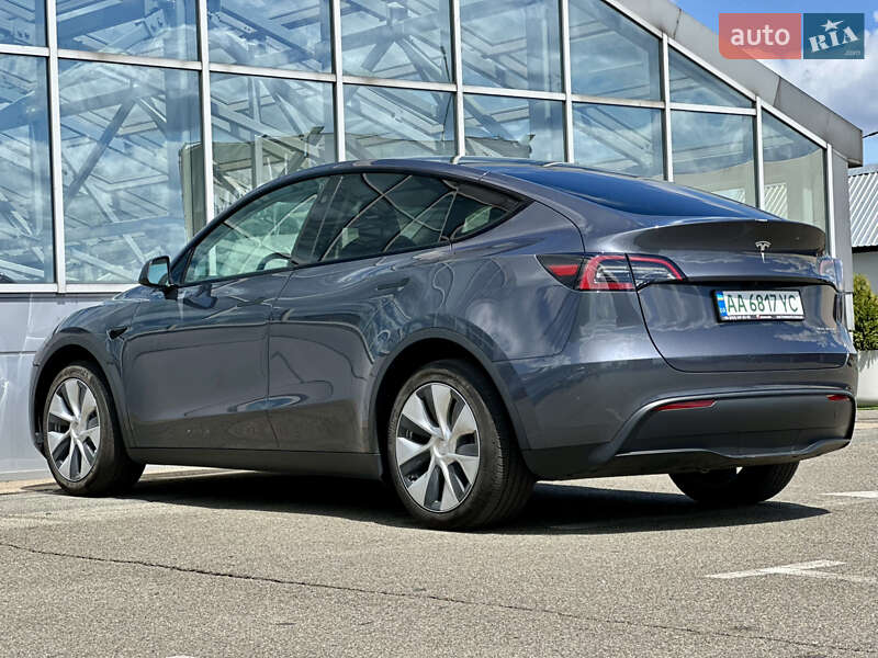 Внедорожник / Кроссовер Tesla Model Y 2023 в Киеве
