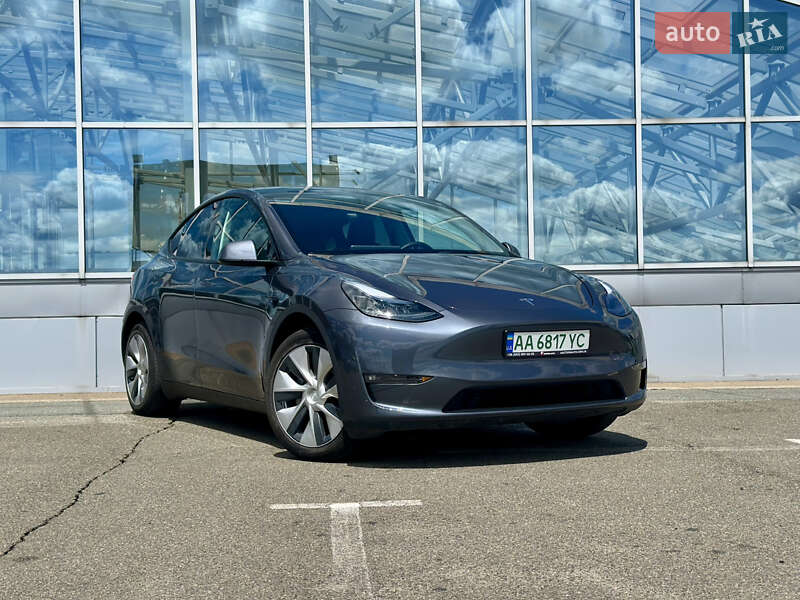 Внедорожник / Кроссовер Tesla Model Y 2023 в Киеве