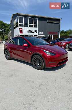 Внедорожник / Кроссовер Tesla Model Y 2024 в 