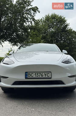 Внедорожник / Кроссовер Tesla Model Y 2023 в 