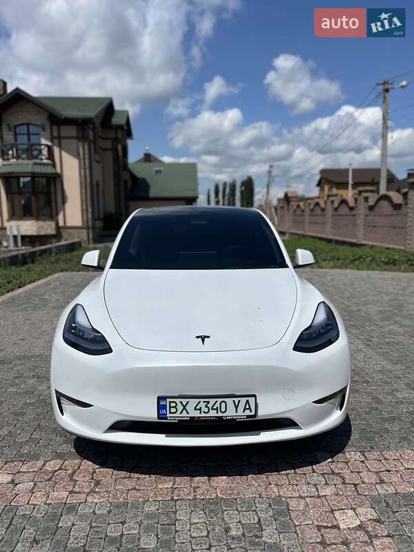Внедорожник / Кроссовер Tesla Model Y 2023 в Хмельницком