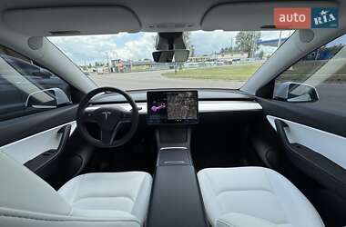 Внедорожник / Кроссовер Tesla Model Y 2021 в 