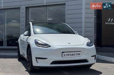 Внедорожник / Кроссовер Tesla Model Y 2021 в 