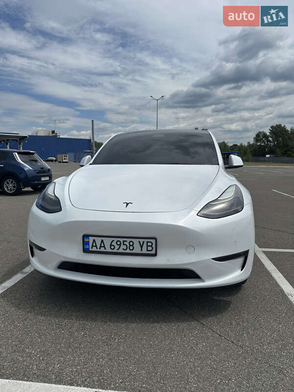 Внедорожник / Кроссовер Tesla Model Y 2021 в Киеве