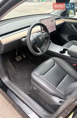 Внедорожник / Кроссовер Tesla Model Y 2023 в 