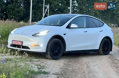Позашляховик / Кросовер Tesla Model Y 2022 в Києві