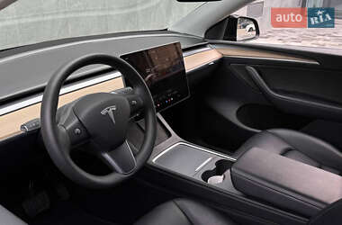 Позашляховик / Кросовер Tesla Model Y 2022 в 