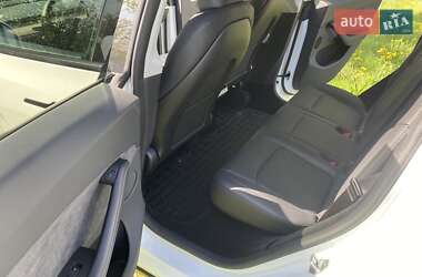 Внедорожник / Кроссовер Tesla Model Y 2023 в 