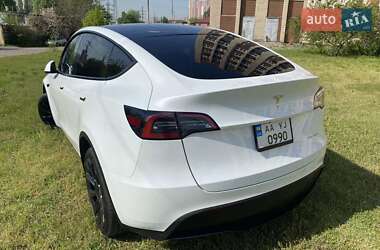 Внедорожник / Кроссовер Tesla Model Y 2023 в 