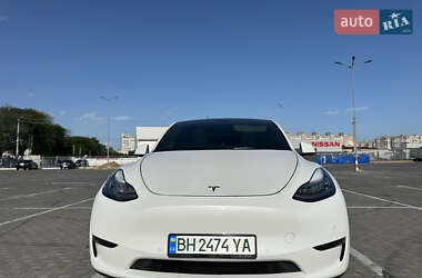 Внедорожник / Кроссовер Tesla Model Y 2021 в 