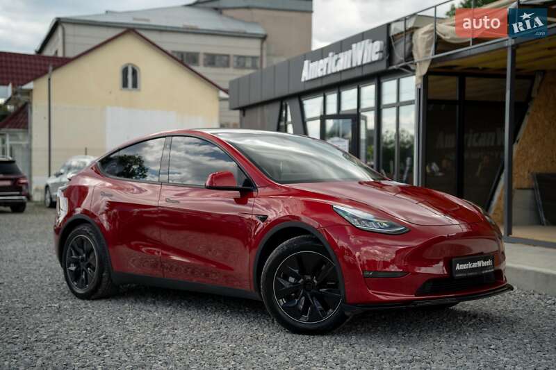 Внедорожник / Кроссовер Tesla Model Y 2020 в Черновцах