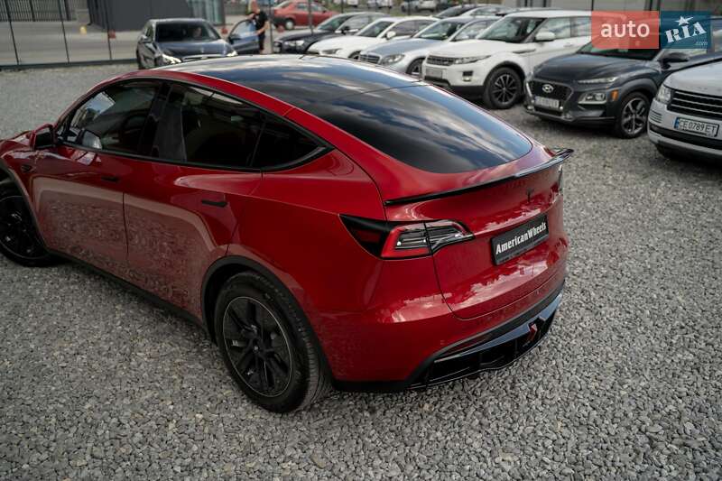 Внедорожник / Кроссовер Tesla Model Y 2020 в Черновцах