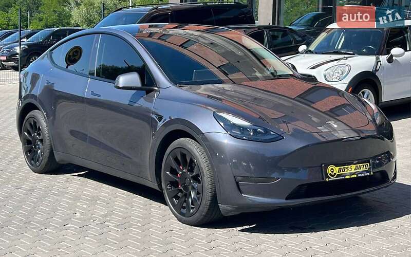 Внедорожник / Кроссовер Tesla Model Y 2023 в 
