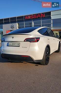 Внедорожник / Кроссовер Tesla Model Y 2022 в 