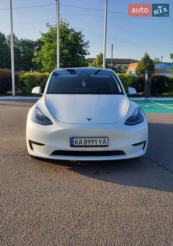 Внедорожник / Кроссовер Tesla Model Y 2022 в Полтаве