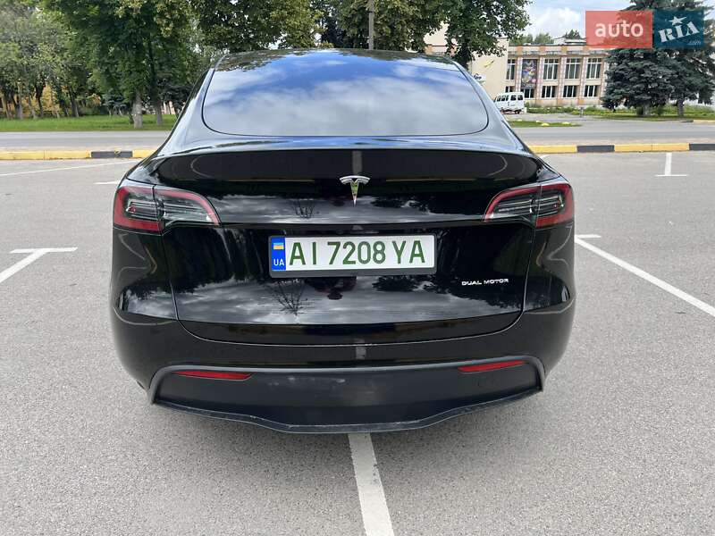 Внедорожник / Кроссовер Tesla Model Y 2023 в Киеве