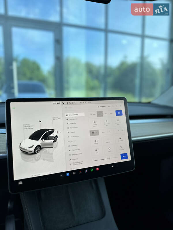 Внедорожник / Кроссовер Tesla Model Y 2023 в Ровно