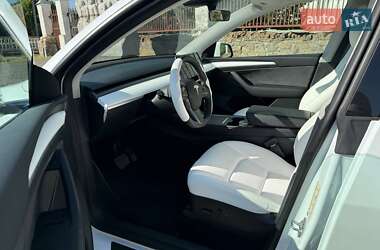Внедорожник / Кроссовер Tesla Model Y 2022 в 
