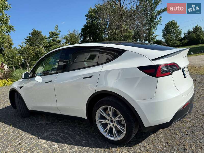 Внедорожник / Кроссовер Tesla Model Y 2022 в Белой Церкви