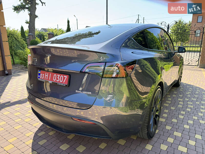 Внедорожник / Кроссовер Tesla Model Y 2022 в Луцке