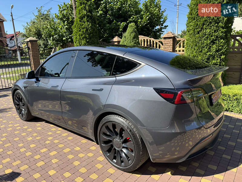 Внедорожник / Кроссовер Tesla Model Y 2022 в Луцке