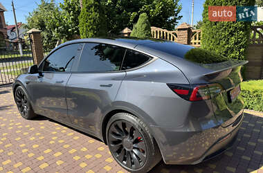 Внедорожник / Кроссовер Tesla Model Y 2022 в 