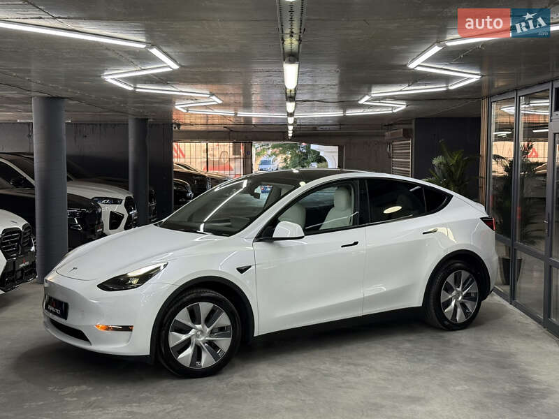 Внедорожник / Кроссовер Tesla Model Y 2023 в Одессе