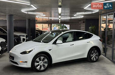 Внедорожник / Кроссовер Tesla Model Y 2023 в 