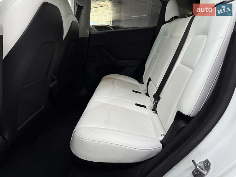 Внедорожник / Кроссовер Tesla Model Y 2023 в Одессе