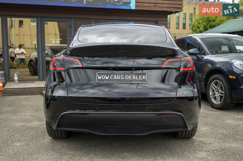 Внедорожник / Кроссовер Tesla Model Y 2022 в Киеве