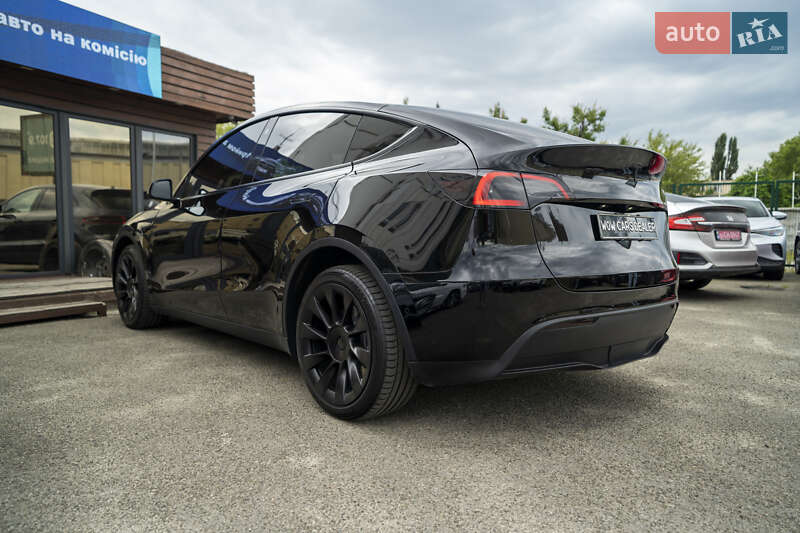 Внедорожник / Кроссовер Tesla Model Y 2022 в Киеве