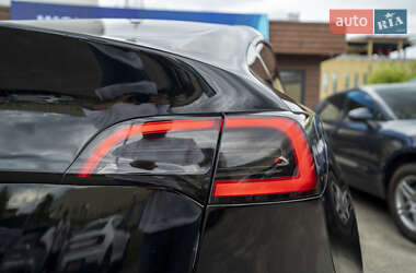 Внедорожник / Кроссовер Tesla Model Y 2022 в 