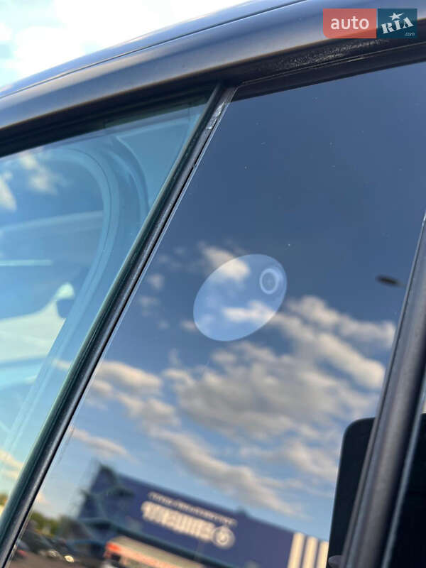 Внедорожник / Кроссовер Tesla Model Y 2023 в Ровно