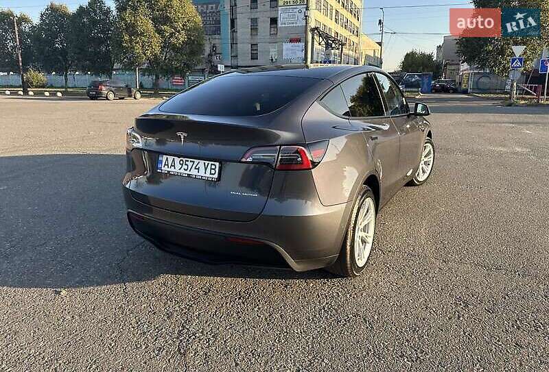 Внедорожник / Кроссовер Tesla Model Y 2021 в Хмельницком