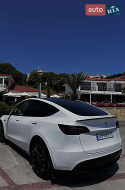 Внедорожник / Кроссовер Tesla Model Y 2021 в 
