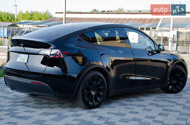 Внедорожник / Кроссовер Tesla Model Y 2022 в 