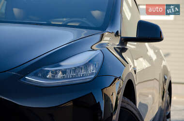 Внедорожник / Кроссовер Tesla Model Y 2022 в 