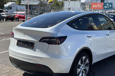 Внедорожник / Кроссовер Tesla Model Y 2023 в 