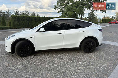 Внедорожник / Кроссовер Tesla Model Y 2023 в 