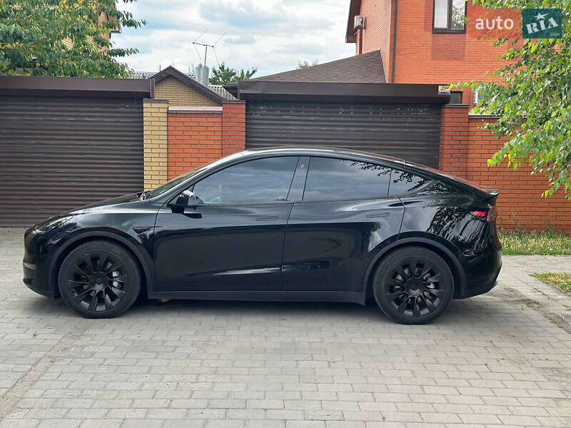 Позашляховик / Кросовер Tesla Model Y 2021 в Дніпрі