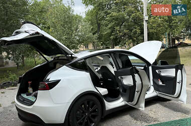 Внедорожник / Кроссовер Tesla Model Y 2020 в 
